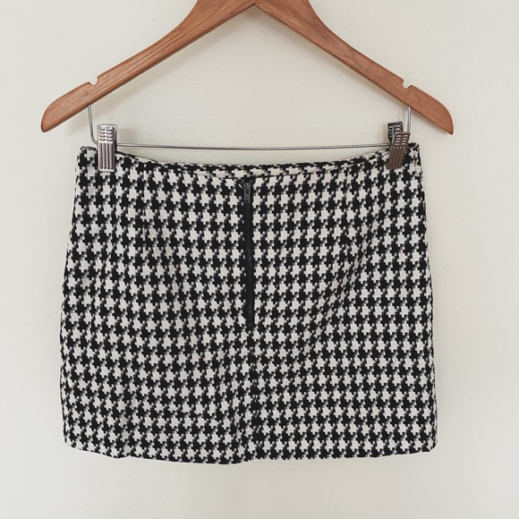 Topshop Checkered Mini Skirt - Picture 3 of 7